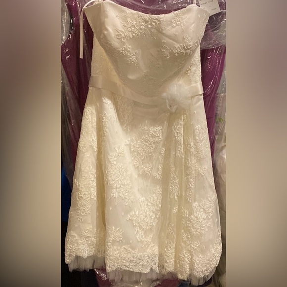 Impression Bridal Ivory short a-line wedding gown - Picture 3 of 9